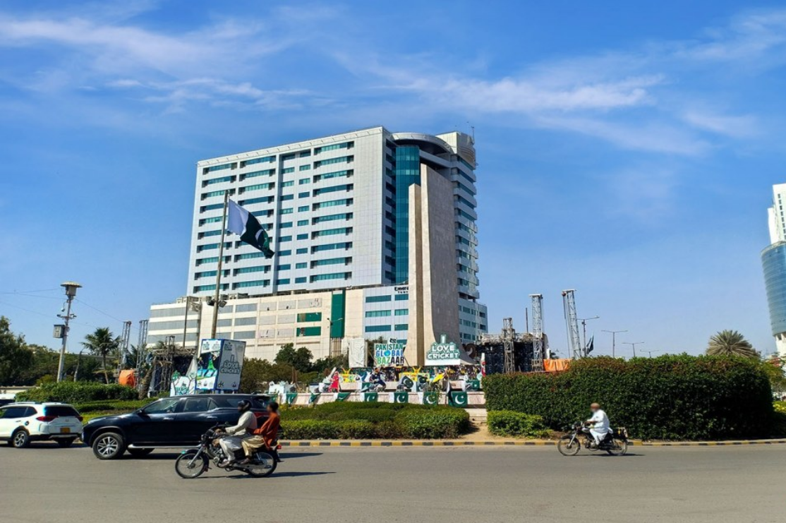 Experiencing the Zamzama Commercial Area